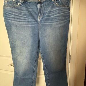 Torrid Crop Midfit Super Skinny Jeans